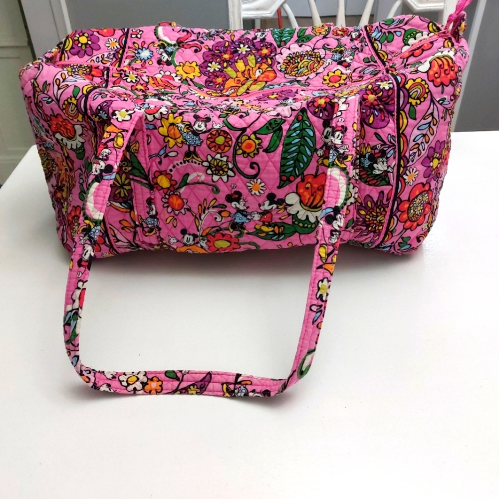 NWOT Vera Bradley DISNEY Large Duffel Just Mousing Around
